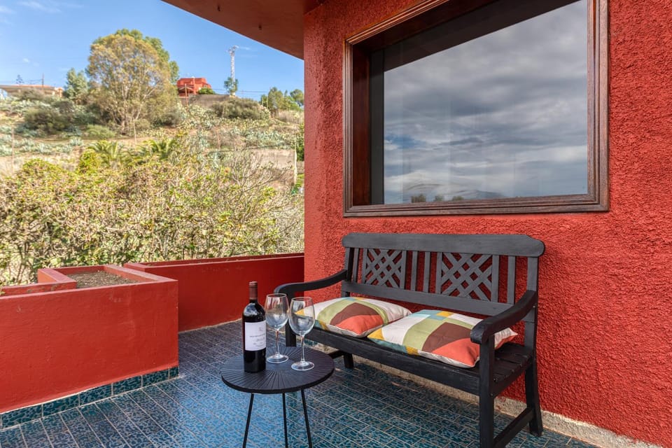 Balcony/Terrace, Garden view, Mountain view