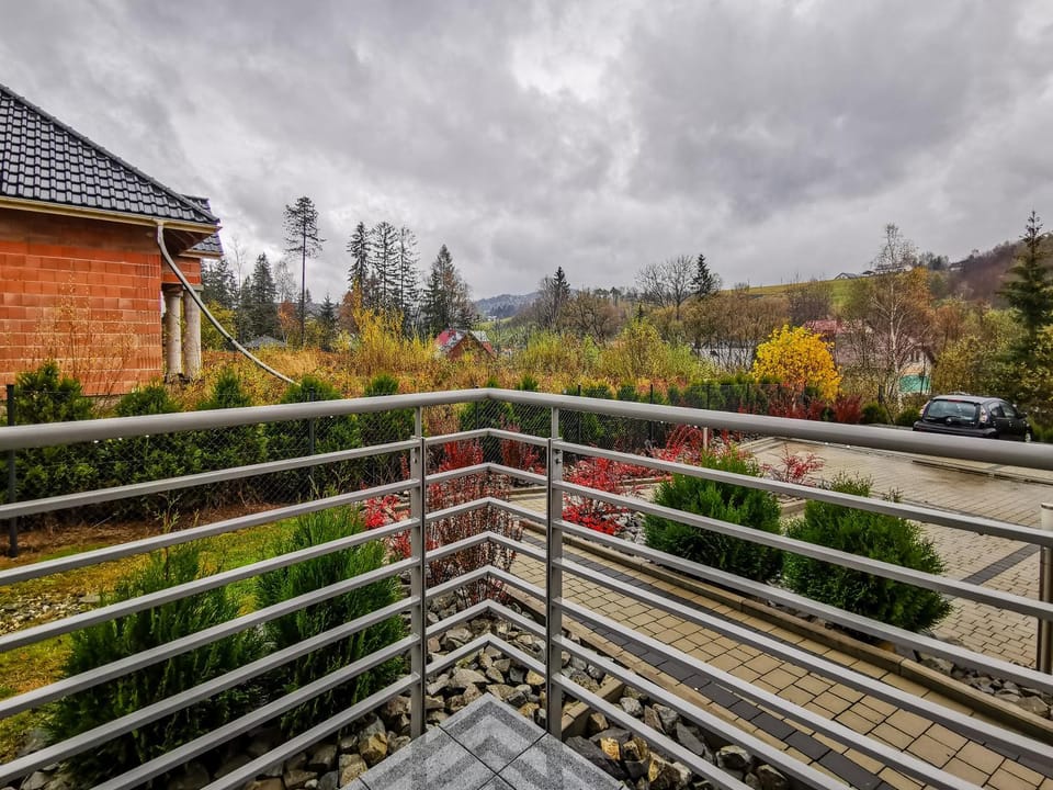Natural landscape, Balcony/Terrace, Mountain view, Parking