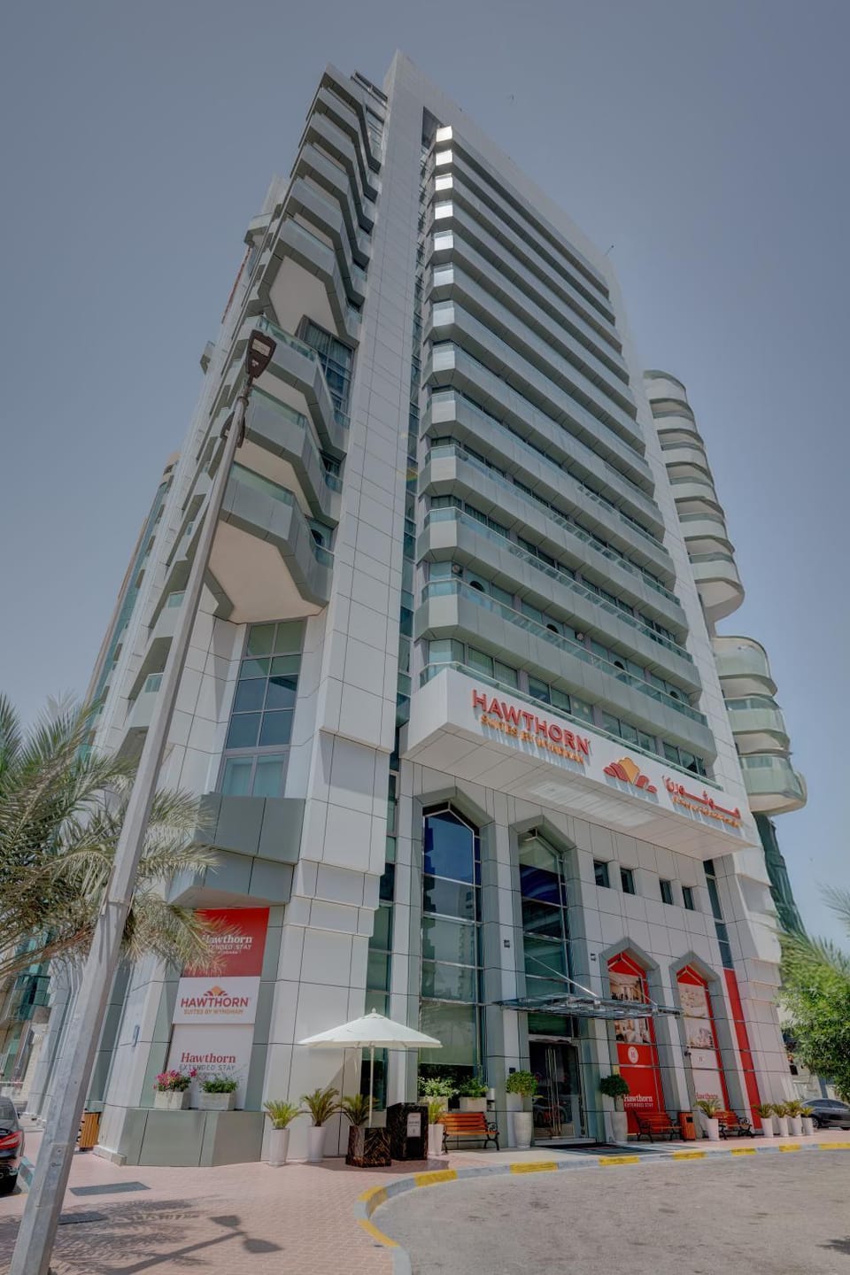 Property building, Day, City view, Location