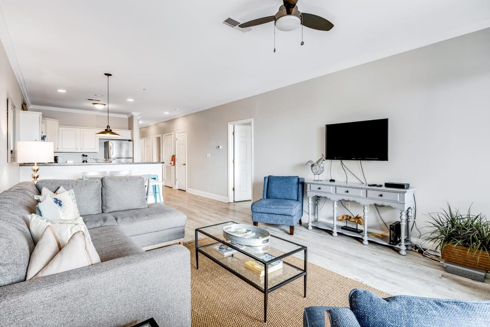 114 West Arctic House in Folly Beach