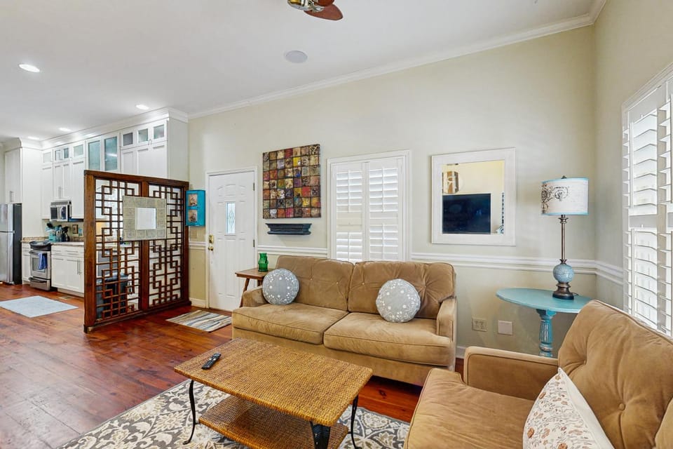 1 Francis House in Charleston