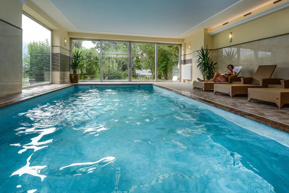 Balcony/Terrace, Swimming pool, Swimming pool