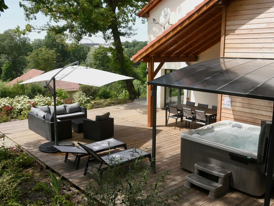 Maison de campagne éco-construite, spa, proche Nancy, tout confort, petit-déjeuner inclus - FR-1-584-83 House in Grand Est