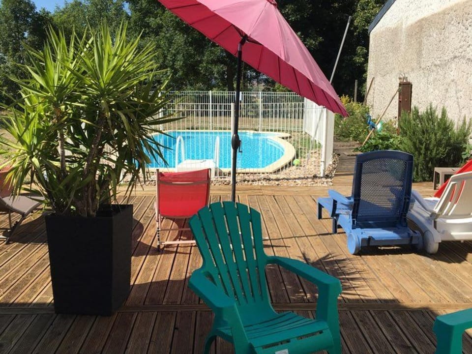 Grand gîte avec piscine, cheminée et terrasse près de Lunéville, idéal pour familles et groupes - FR-1-584-84 House in Grand Est