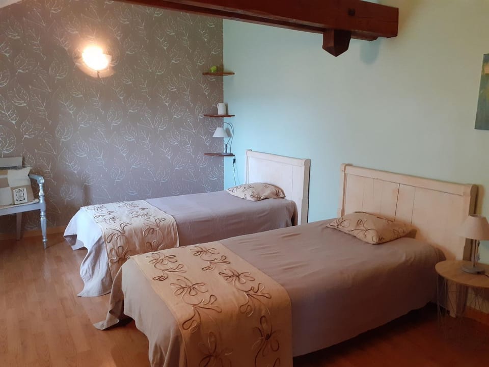 Gîte familial calme avec jardin, wifi et équipements bébé, animaux acceptés - FR-1-584-92 House in Vosges