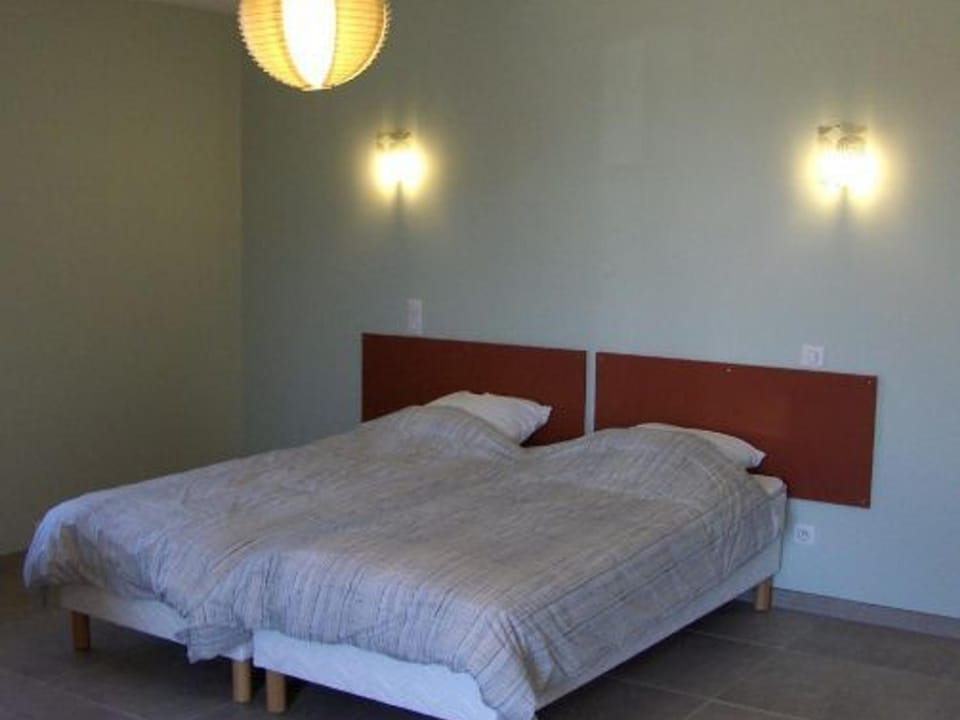 Gîte Contemporain en Écovillage avec Grande Terrasse et Proximité Attractions, 3 Chambres, PMR - FR-1-584-123 House in Grand Est