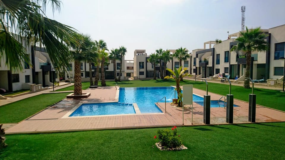 Oasis Beach 1, La Zenia Apartment in Vega Baja del Segura
