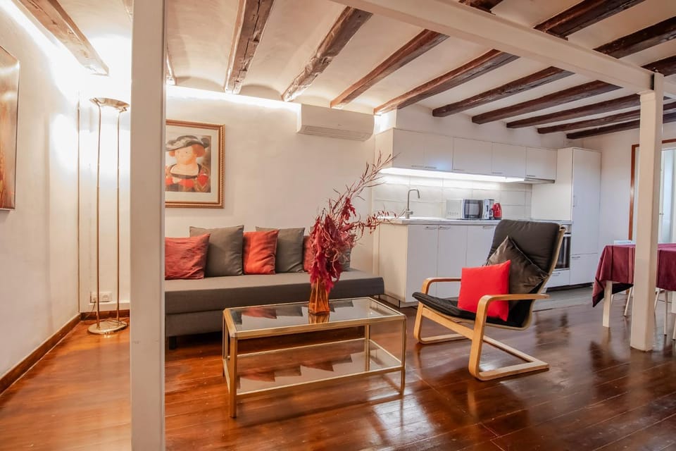 Pedrera - Gràcia Apartment in Barcelona