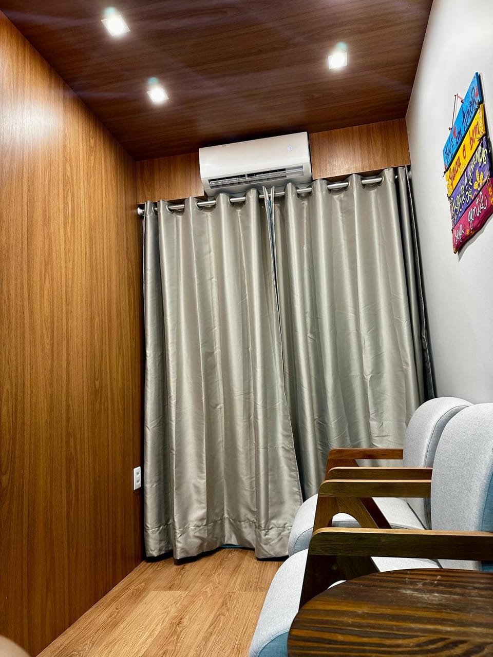 Lindo apartamento em Canasvieiras a uma quadra do mar - próximo ao Trapiche dos Barcos Piratas Apartment in Florianopolis