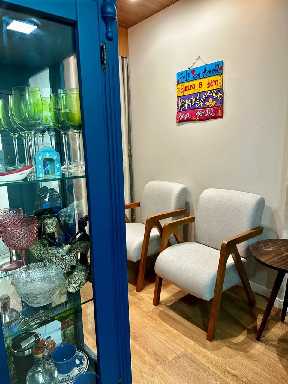 Lindo apartamento em Canasvieiras a uma quadra do mar - próximo ao Trapiche dos Barcos Piratas Apartment in Florianopolis