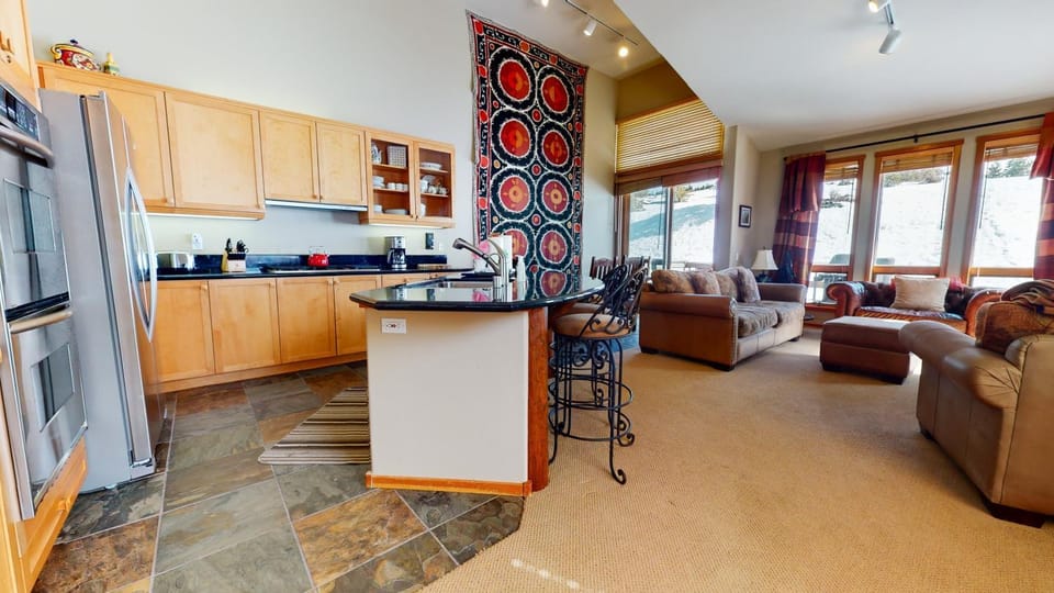 Snowcreek V #774 condo Apartment in Mammoth Lakes