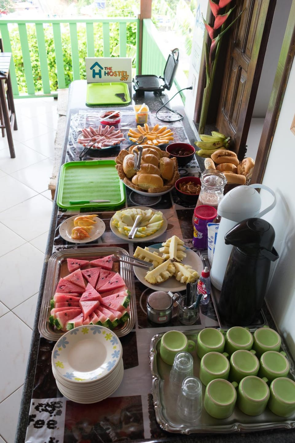 Food and drinks, Food, Breakfast, Continental breakfast, Buffet breakfast