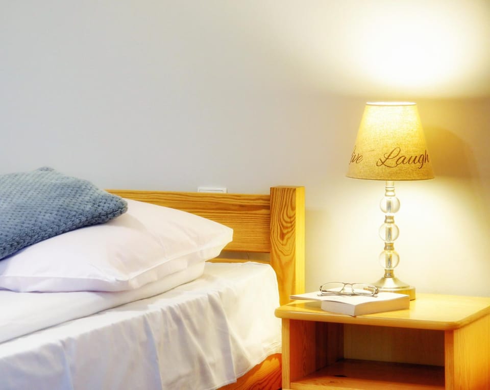Spring, Bed, Winter, Summer, Bedroom, Autumn, Seasons