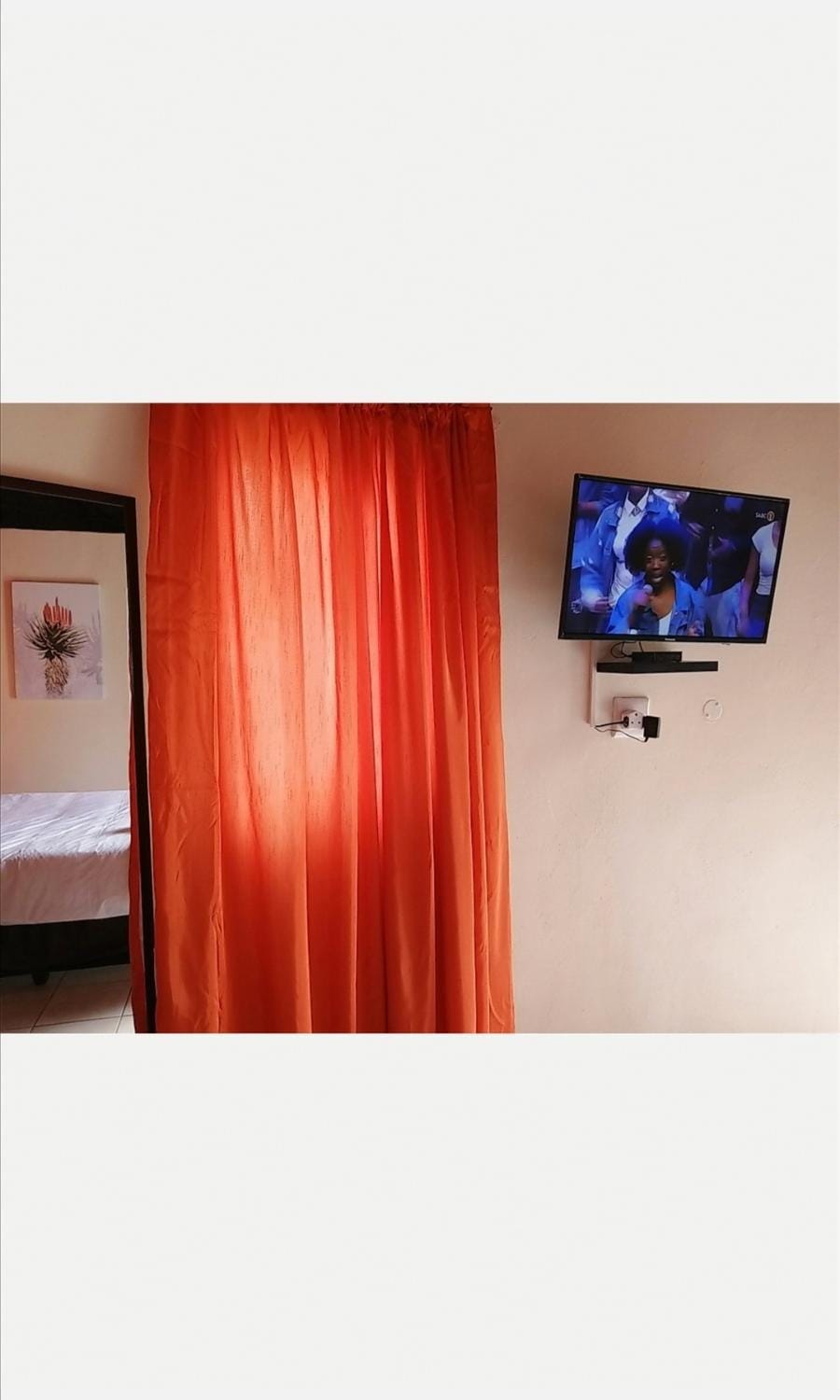 Nogixa Lodge Bed and Breakfast in KwaZulu-Natal