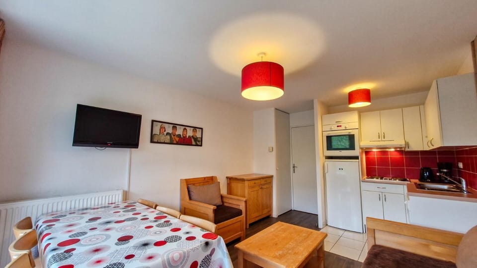 Résidence Les Pleiades - Appartement lumineux avec balcon · Centre station · Parking couvert MAE-7379 Apartment in Arâches-la-Frasse
