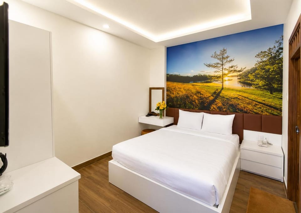 Bed, Photo of the whole room, Decorative detail, Bedroom, furniture
