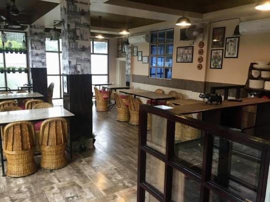 Restaurant/places to eat