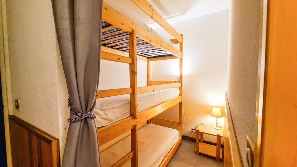 Résidence Doris - Studio lumineux · Centre station · Balcon MAE-7404 Apartment in Arâches-la-Frasse