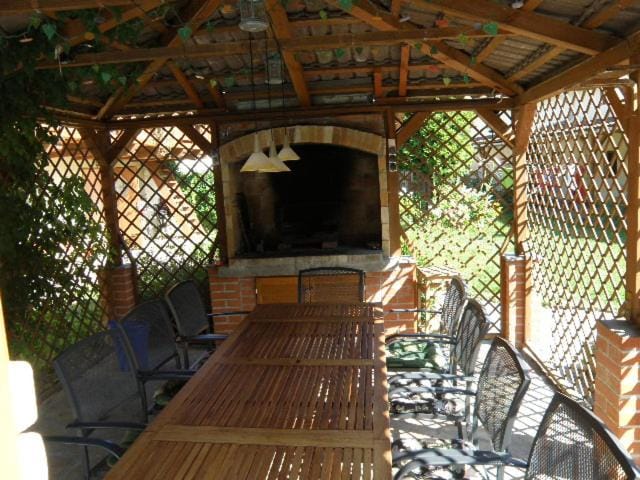 BBQ facilities, Garden