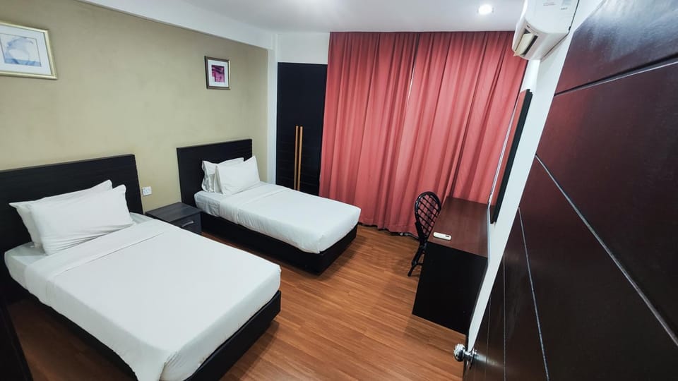 Bed, Bedroom, internet, air conditioner
