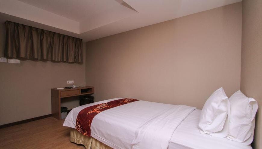 Likas Square - KK Spacious Homestay Apartment in Kota Kinabalu