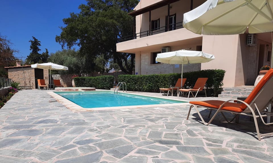 Villa Maragoudi House in Crete