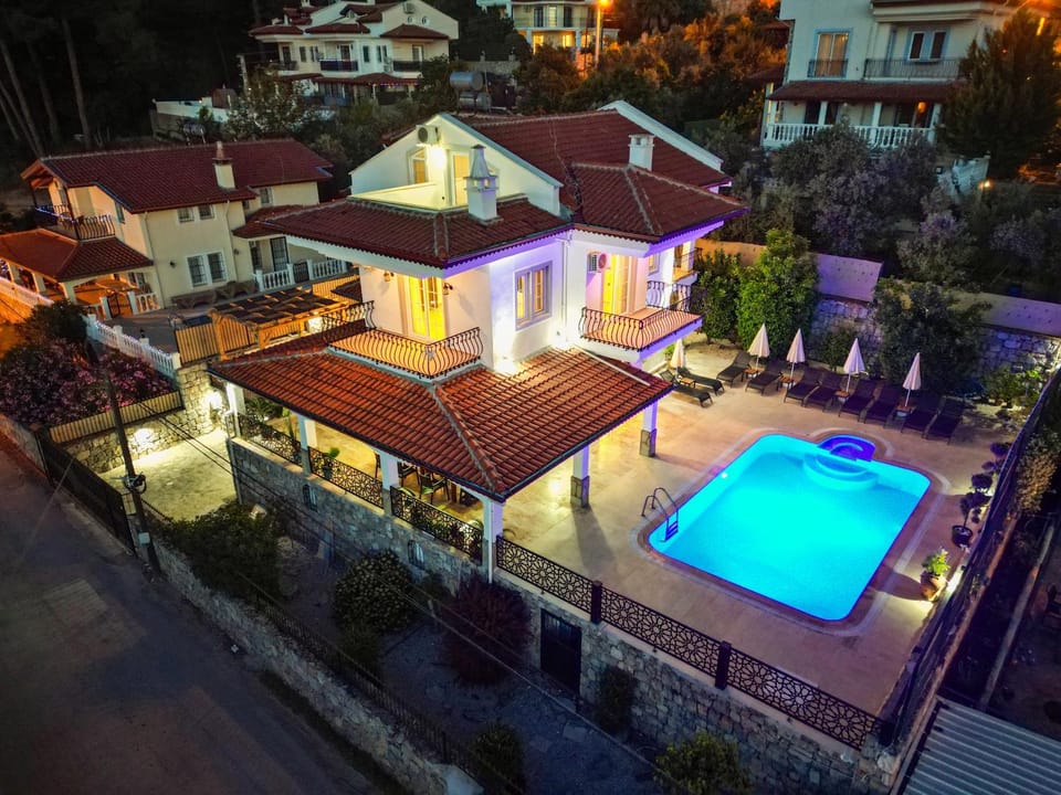 Night, Pool view, Swimming pool