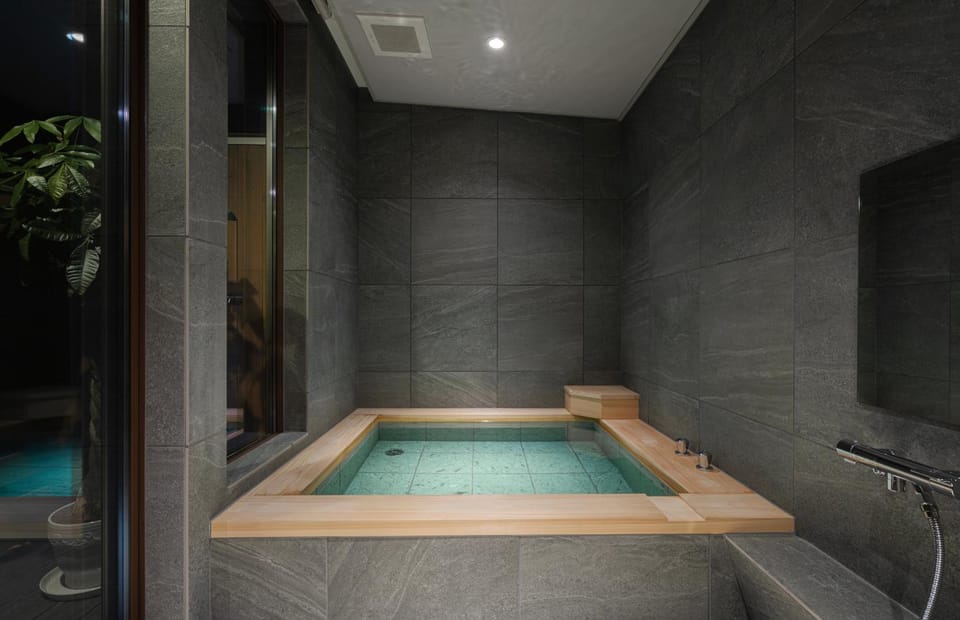 Bathroom, Bath