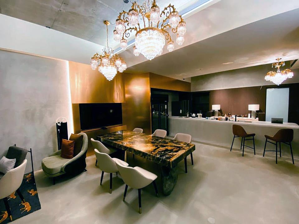 Patio, Communal lounge/ TV room, Lounge or bar, Seating area