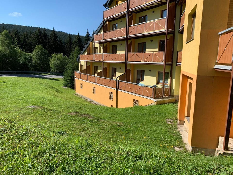 Property building, Garden