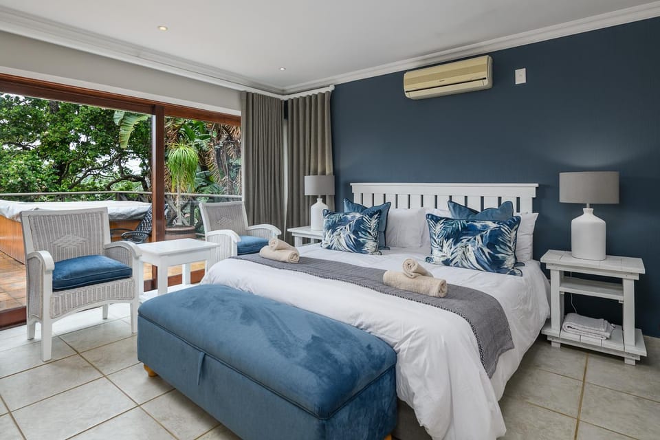 Patio, Bedroom, air conditioner