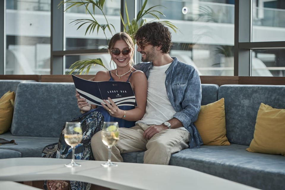 Lounge or bar
