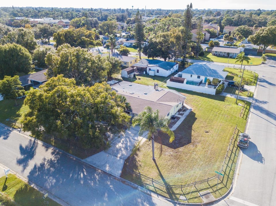 New York Avenue Rancher House in Gulf Gate Estates