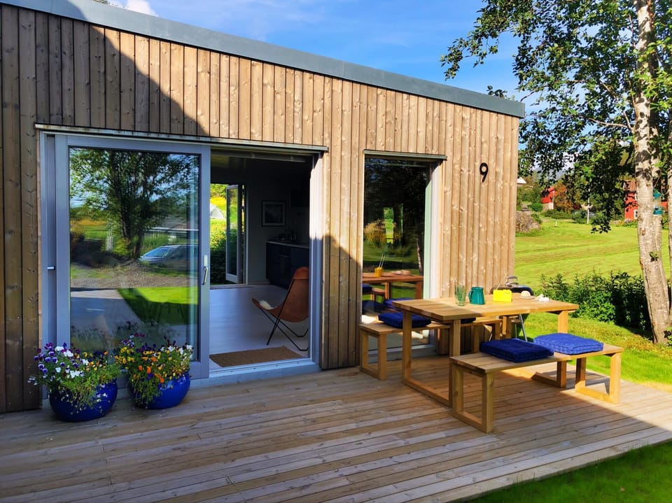 Property building, Patio, Dining area, Garden view