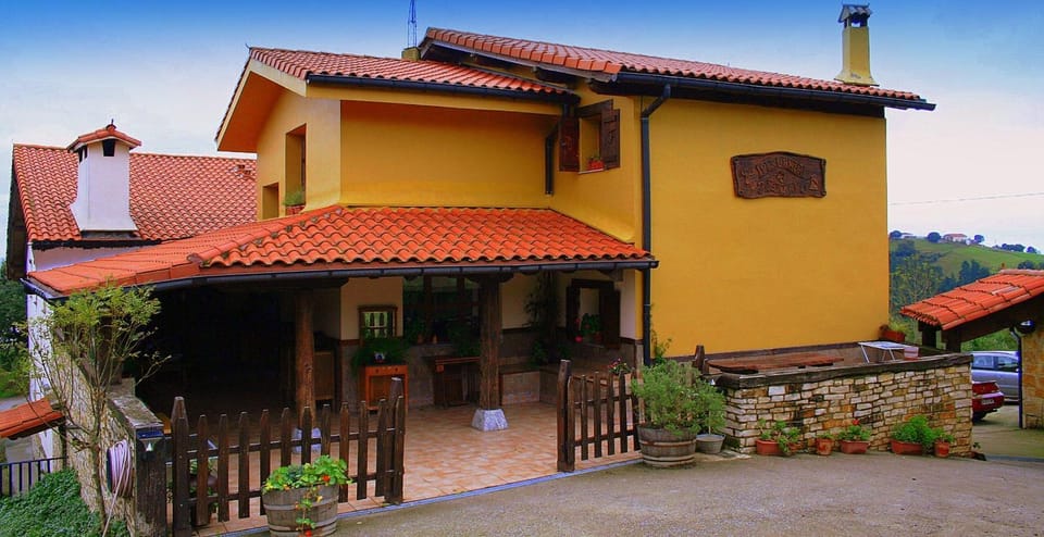 Perlakua Saka Farm Stay in Basque Country