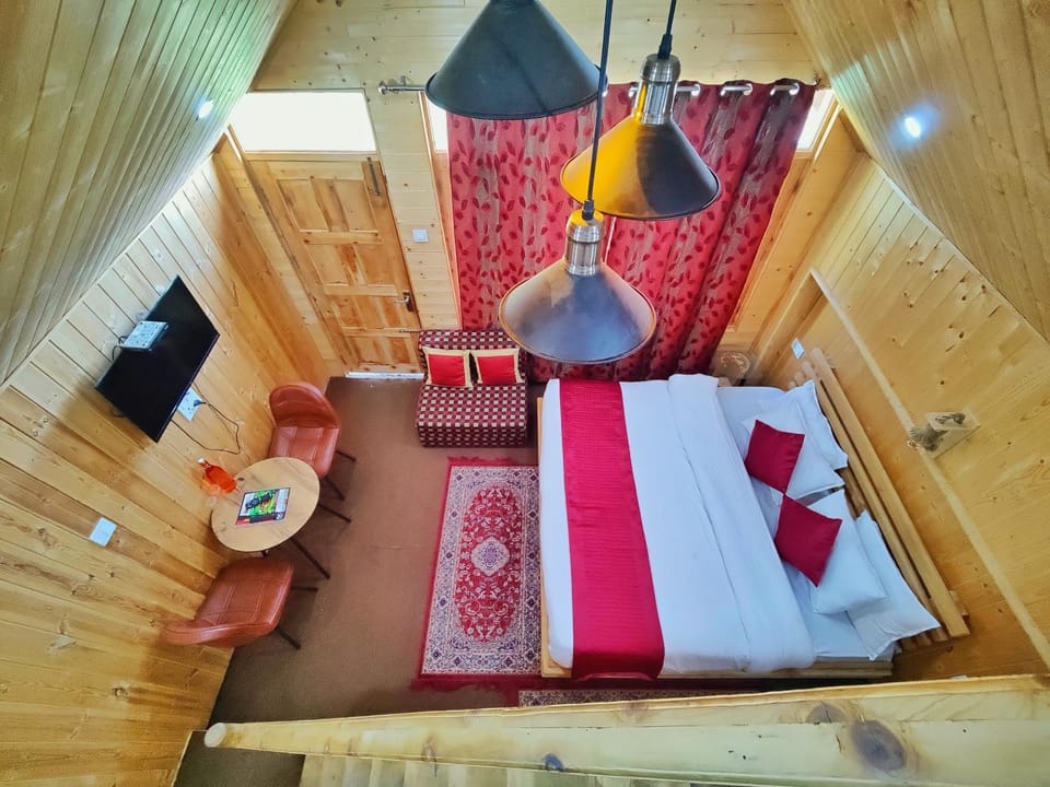 Bed, Photo of the whole room