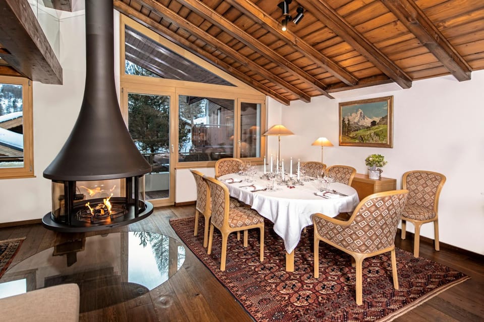 Chalet and Penthouse Zen, two Properties, 100m from Ski Lift and Piste Chalet in Zermatt