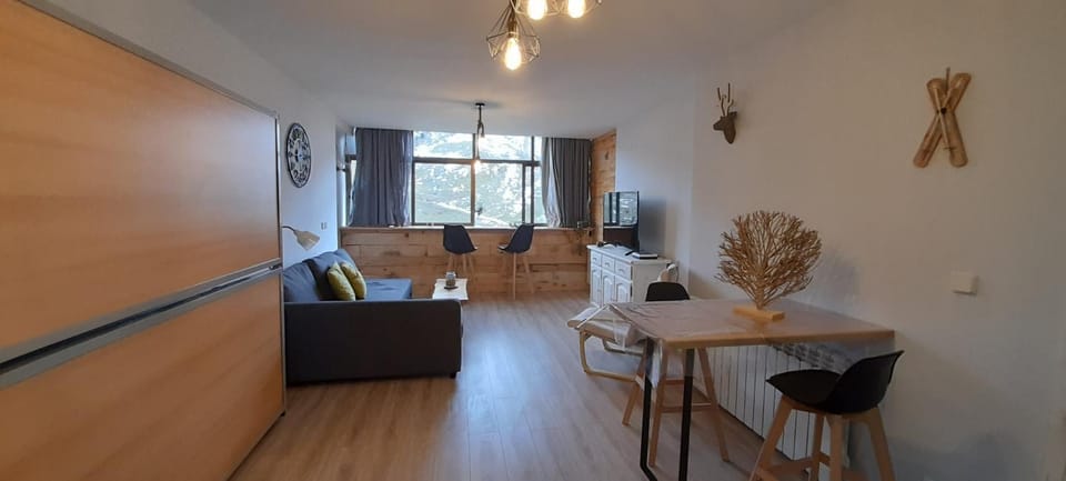 Apartamento El sarrio Apartment in Aragon