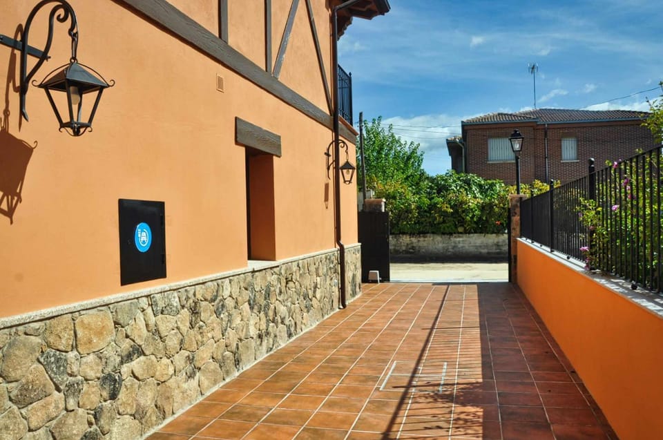 El Hojaranzo. Casa rural con encanto en Candeleda House in Candeleda