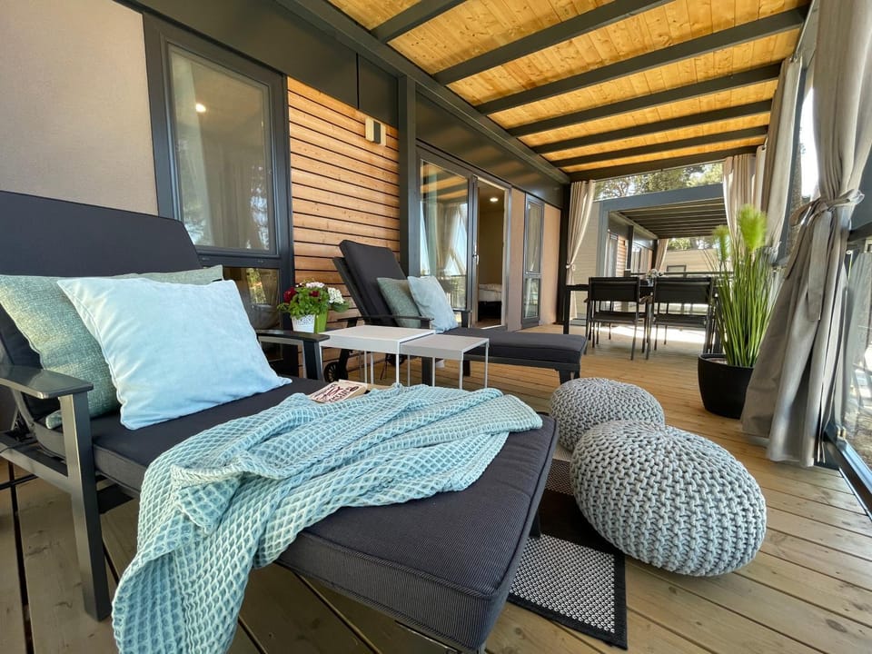 Balcony/Terrace, Evening entertainment, Entertainment, Dinner