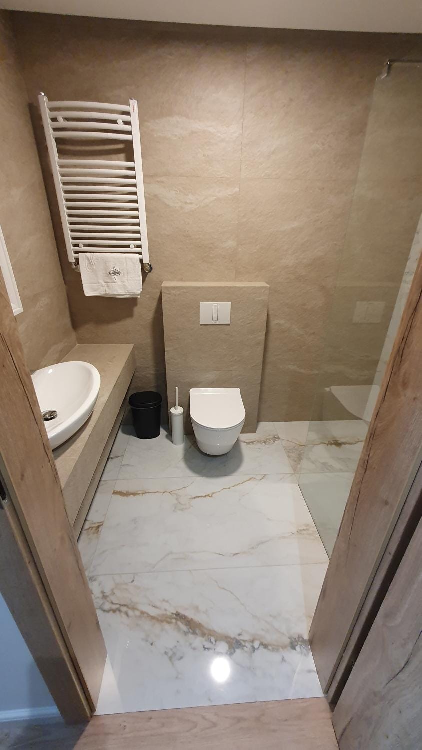 Toilet, Bathroom