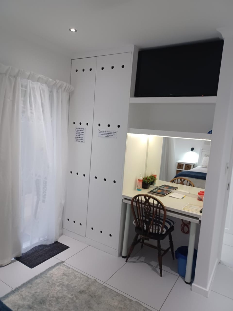 TV and multimedia, Bedroom, wardrobe