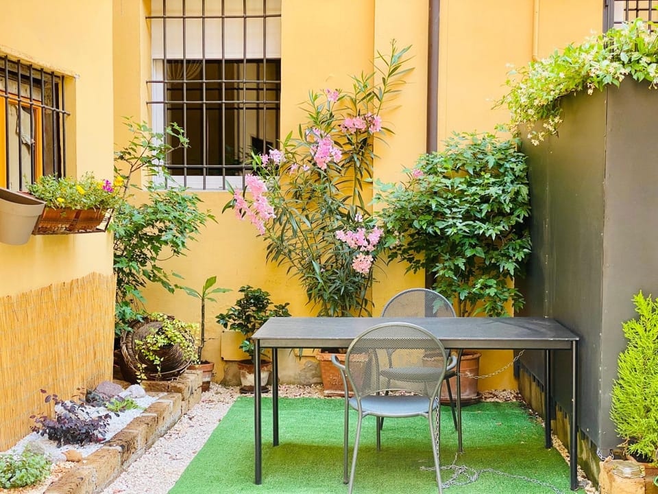 Patio, Garden