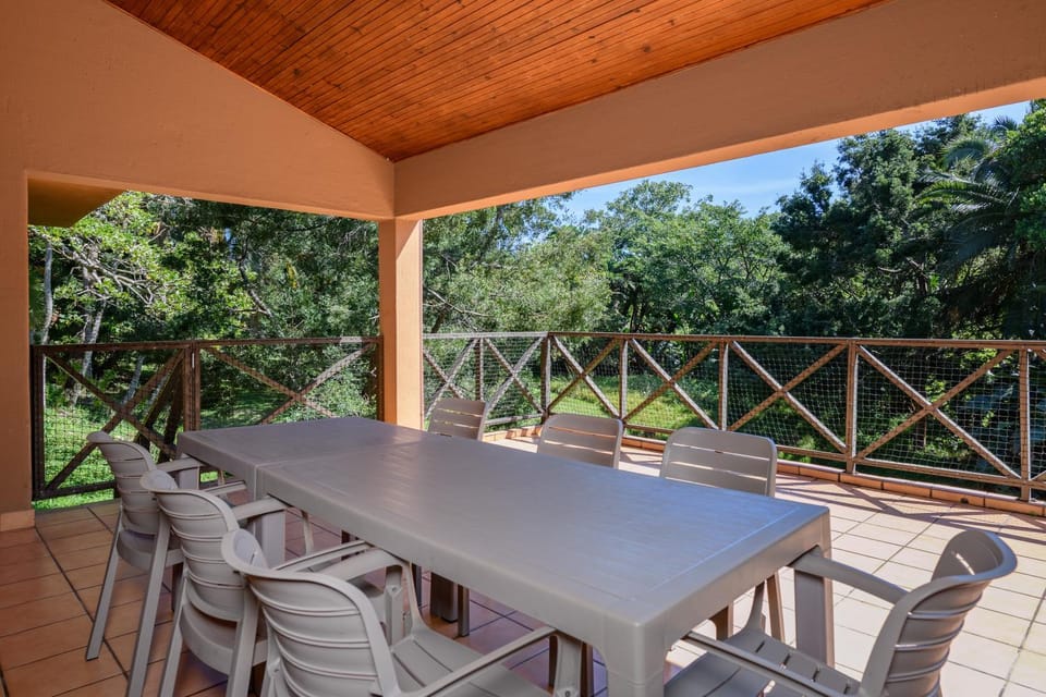Patio, Seating area
