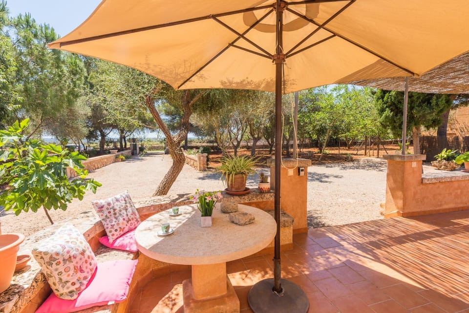 Off site, Balcony/Terrace