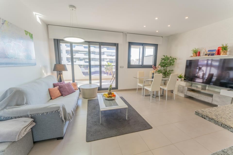 Communal lounge/ TV room, Living room