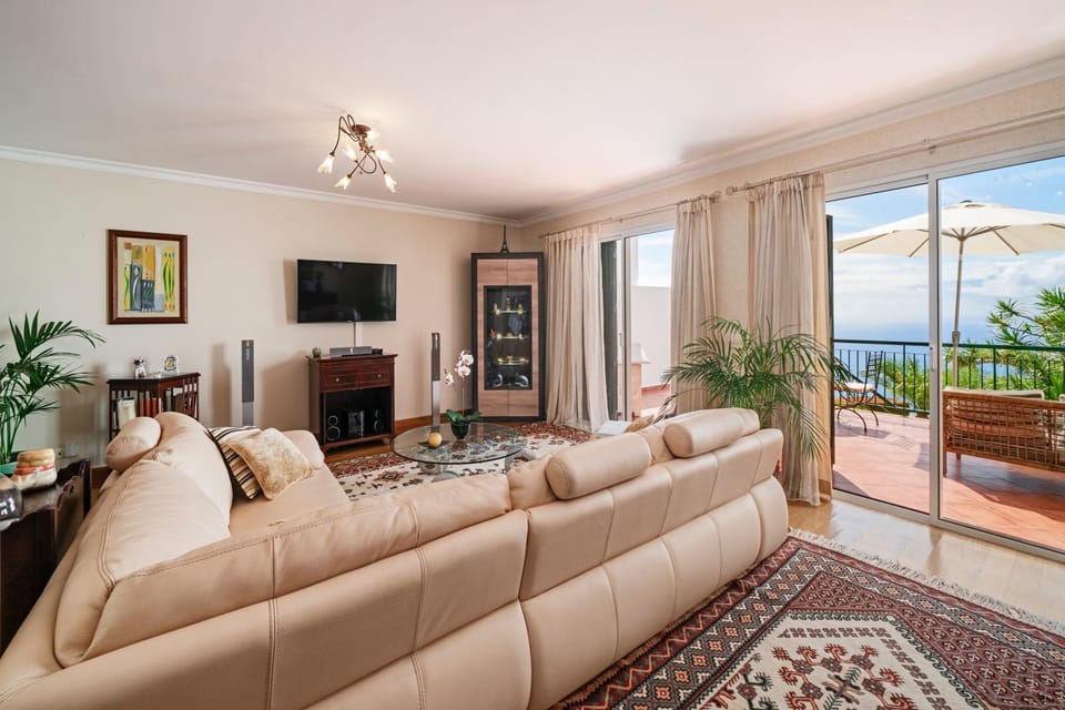 TV and multimedia, Living room, Other, Seating area