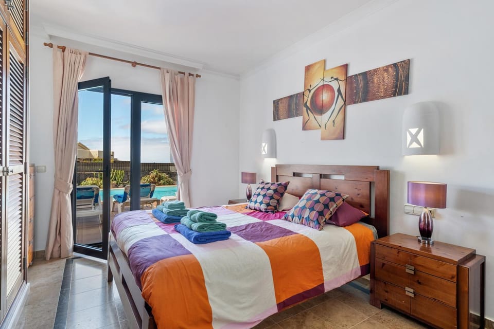 Property building, Living room, Bedroom
