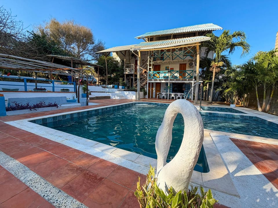 Property building, Day, Pool view, Swimming pool, Swimming pool