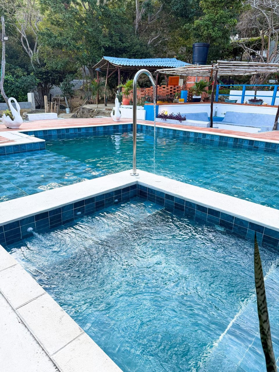 Day, Natural landscape, Hot Tub, Pool view, Swimming pool, Swimming pool